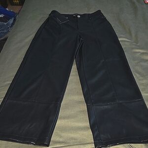 Marc New York Andrew Marc Black‎ Wide Leg Faux Leather Pants Ladies 4 Soft Crop